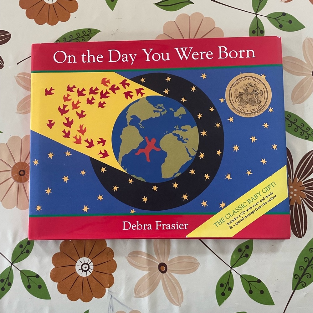4/$20📚On the Day You Were Born book by Debra Frasier